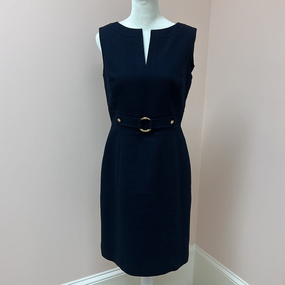 Tahari Navy blue sleeveless dress. Size 6